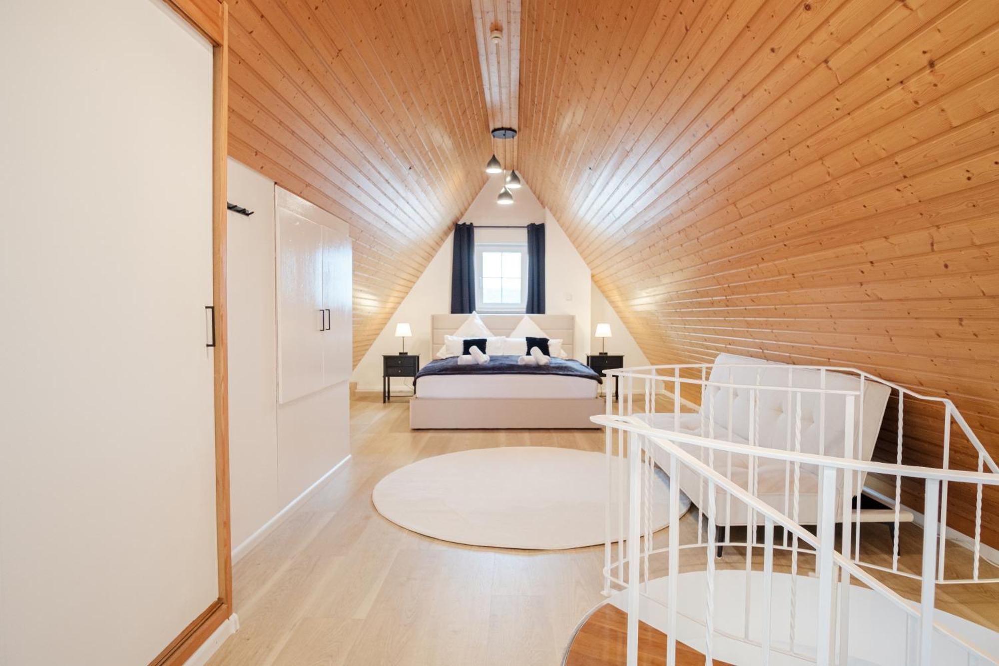 Neu Deluxe Suite Muensterblick, Maisonette, Kingsize Bett, Kueche, Netflix, Aussicht, E-Kamin Bad Säckingen Kültér fotó