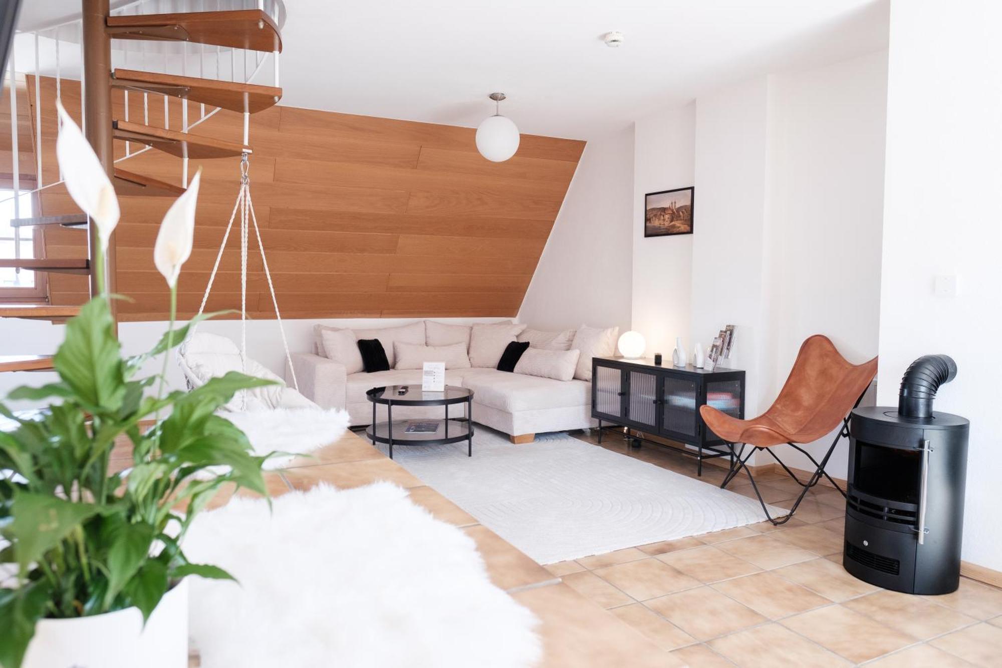 Neu Deluxe Suite Muensterblick, Maisonette, Kingsize Bett, Kueche, Netflix, Aussicht, E-Kamin Bad Säckingen Kültér fotó
