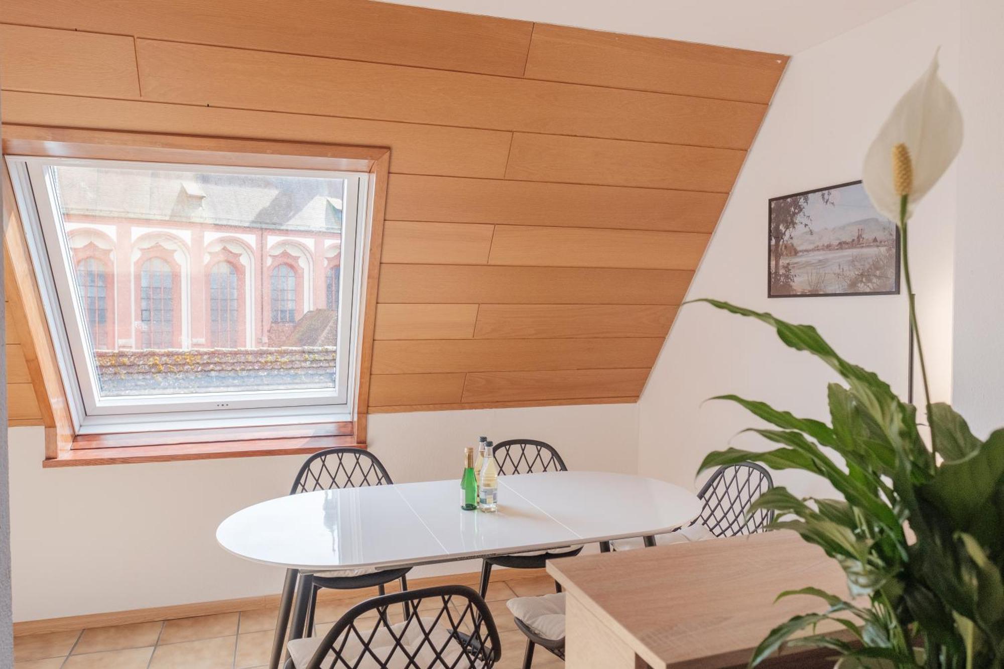 Neu Deluxe Suite Muensterblick, Maisonette, Kingsize Bett, Kueche, Netflix, Aussicht, E-Kamin Bad Säckingen Kültér fotó